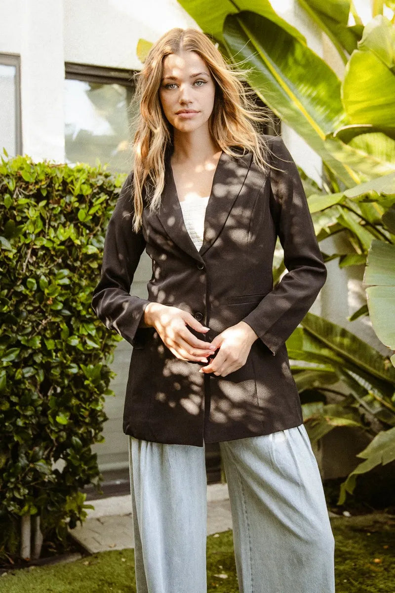 Single Breasted Peaked Lapel Blazer