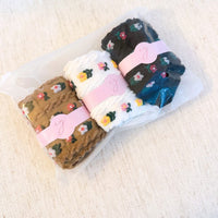 Autumn Flower Socks, Pack of 3-Adorable Autumn Flower Socks, Pack of 3 These lovely socks feature a charming mini flower design, providing a touch of sweetness to any outfit.