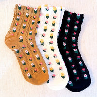 Autumn Flower Socks, Pack of 3-Adorable Autumn Flower Socks, Pack of 3 These lovely socks feature a charming mini flower design, providing a touch of sweetness to any outfit.