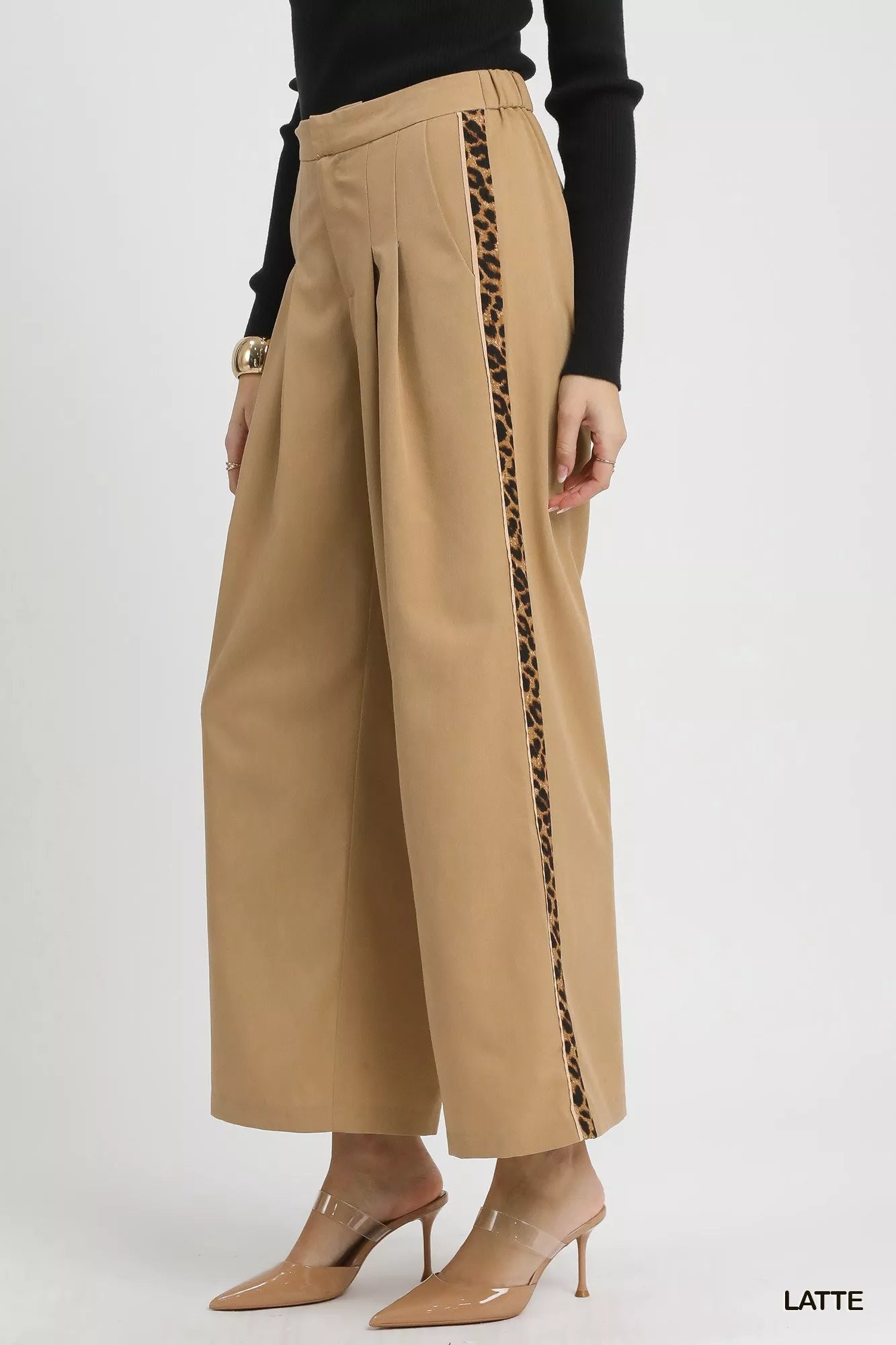 Front Pleated Wide-Leg Pants with Leopard Trim