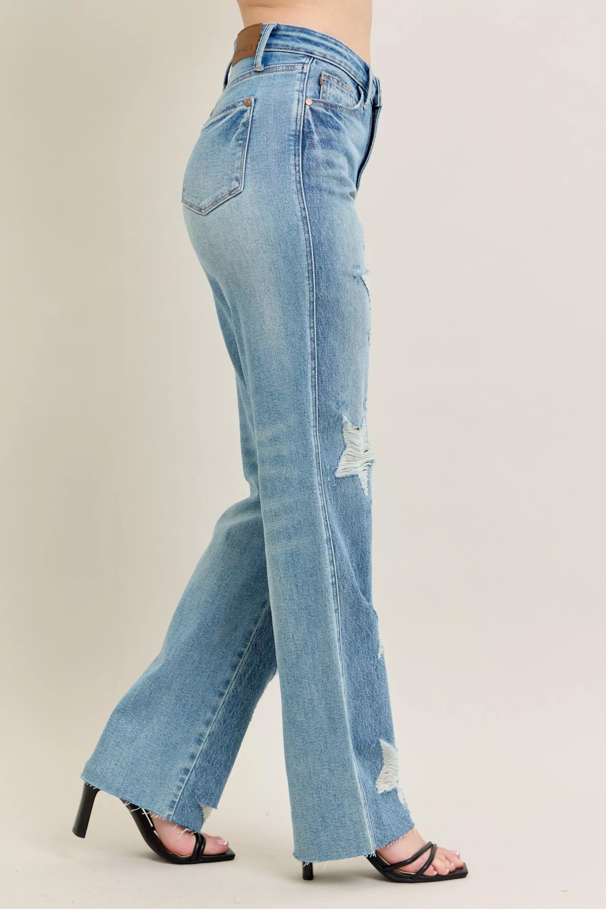 Judy Blue Rigid Magic Star Shaped Destroy 90's Straight Jeans