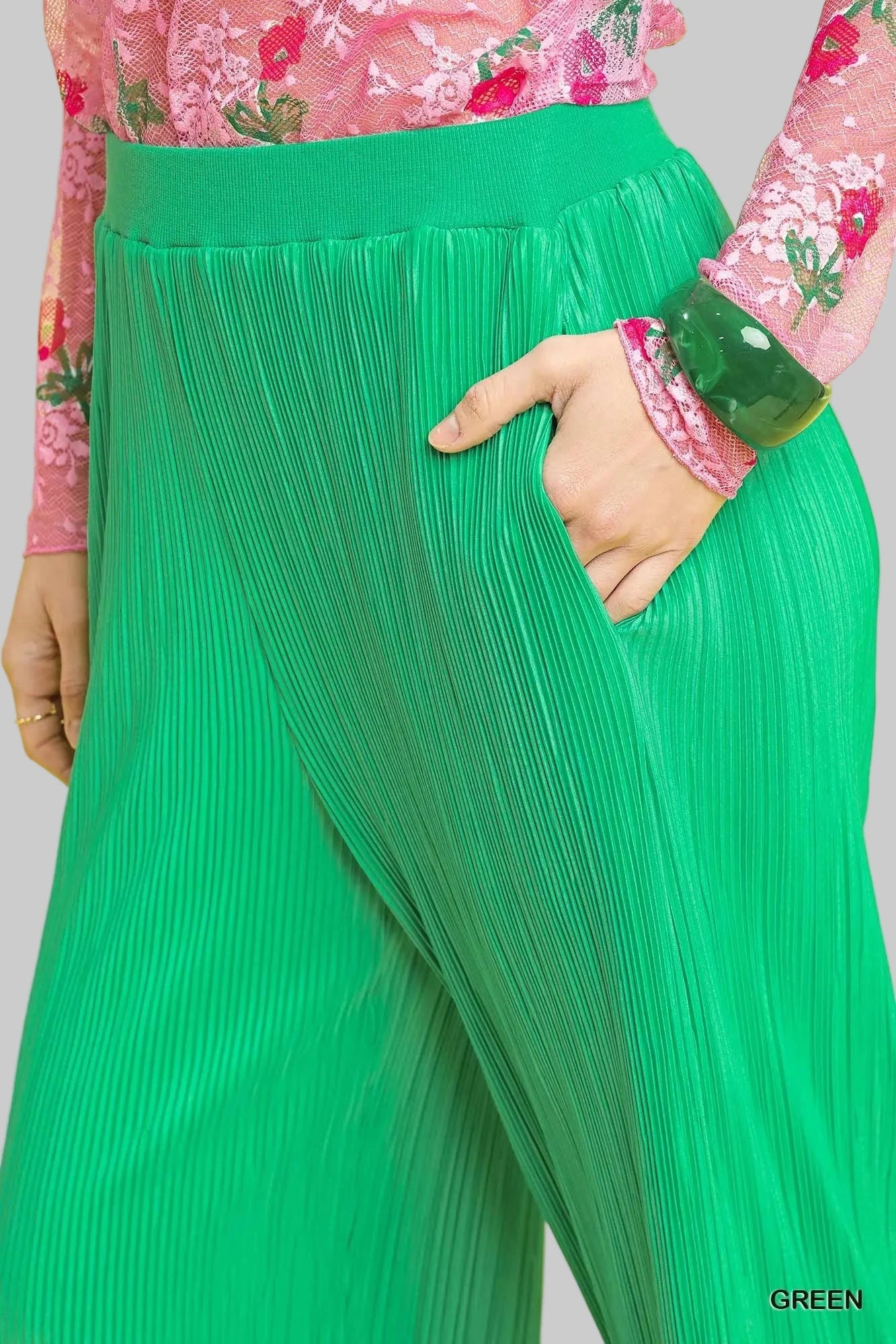 Kelly Wide Leg Textured Pants-Kelly Wide Leg Textured Pants. These stunning wide leg pants feature a vibrant green color with elegant texture throughout. Made from lightweight breathable fabric.-Reef Love