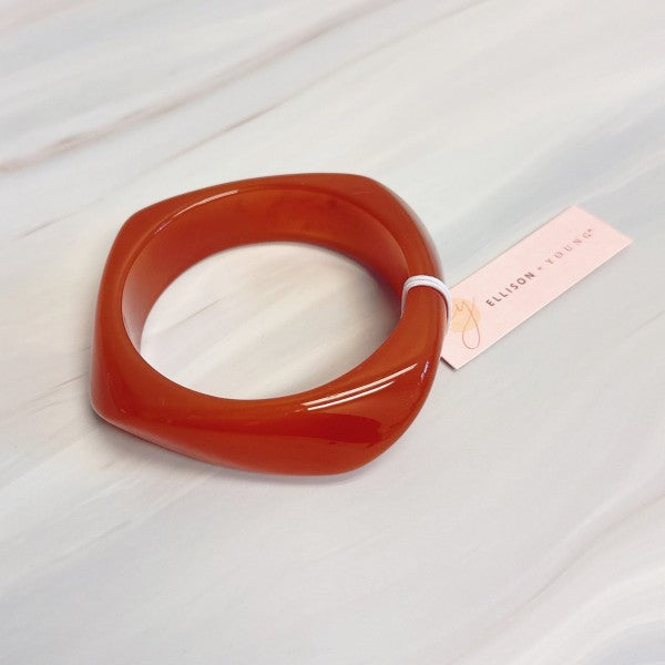 Modern Retro Sculpted Square Resin Bangle Bracelet-Modern Retro Sculpted Square Resin Bangle Bracelet. With its unique sculpted square silhouette and vintage-inspired feel.