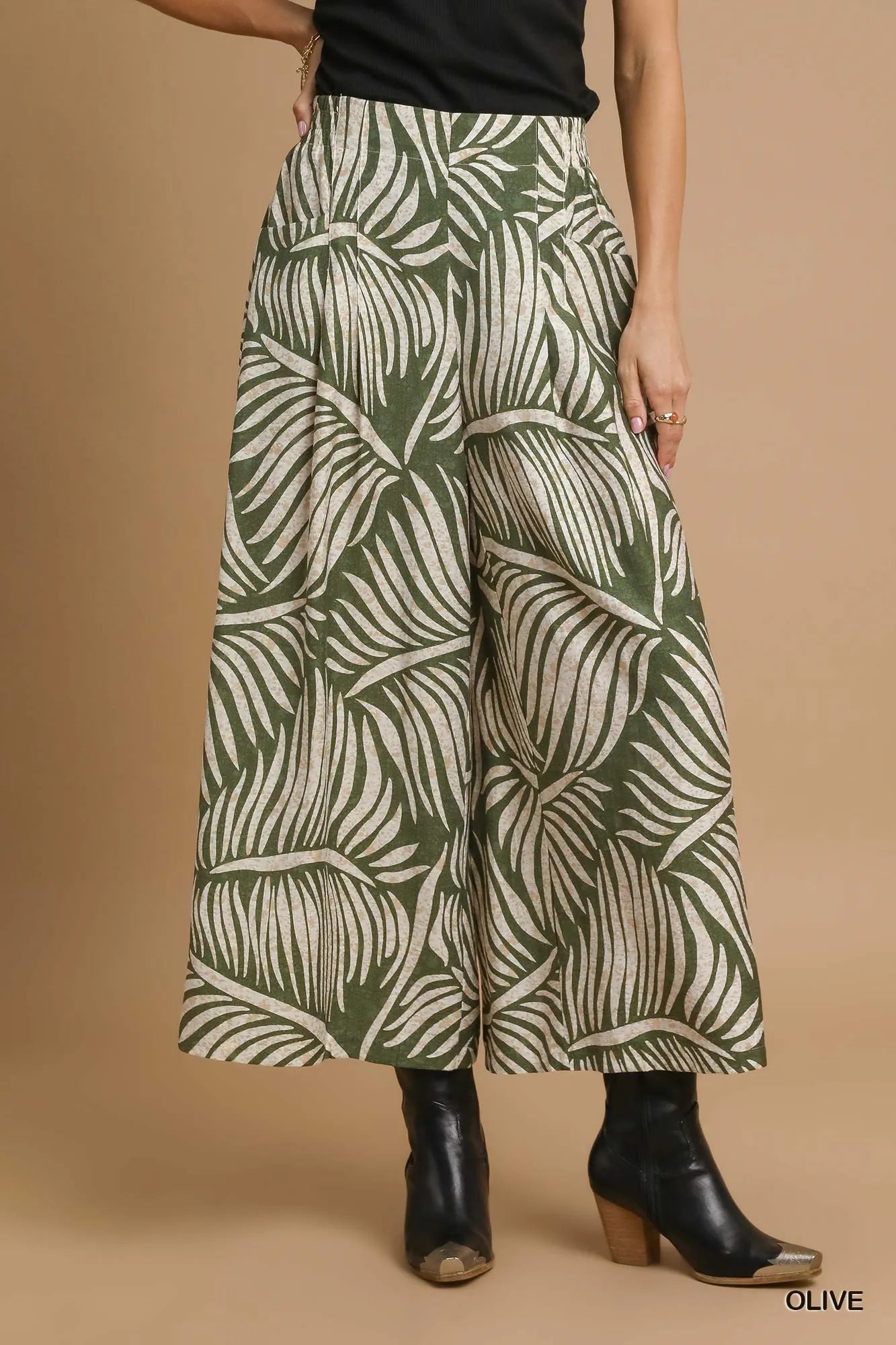 Palm Leaf Print Wide Leg Culotte Pants