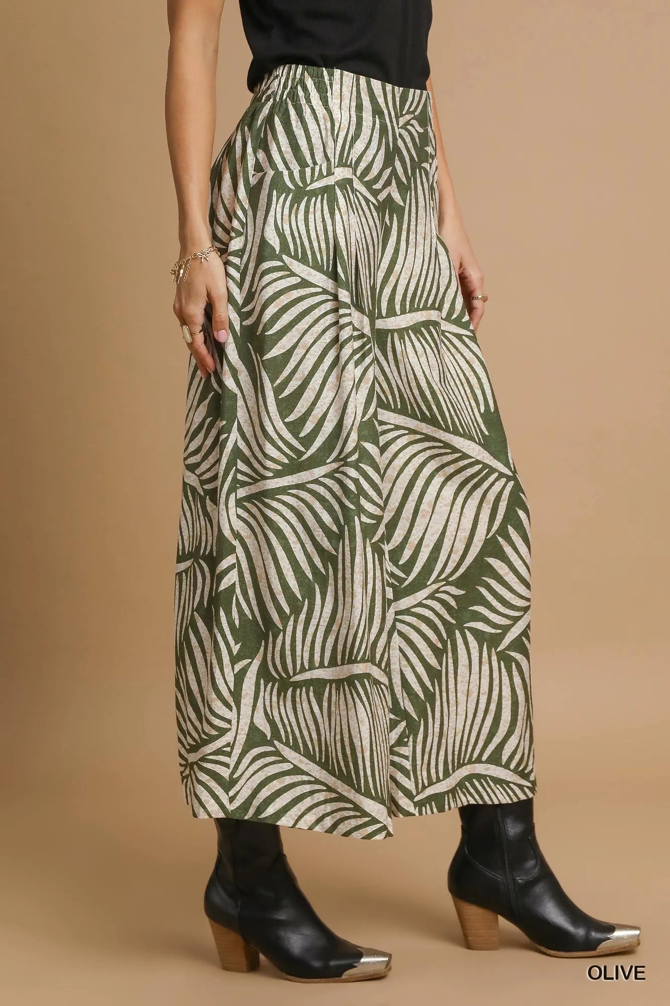 Palm Leaf Print Wide Leg Culotte Pants