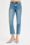 Cropped straight jeans offer a flattering mid-rise waist, stretch denim for all-day comfort with light vintage wash.