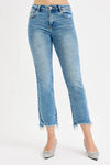 Cropped straight jeans offer a flattering mid-rise waist, stretch denim for all-day comfort with light vintage wash.