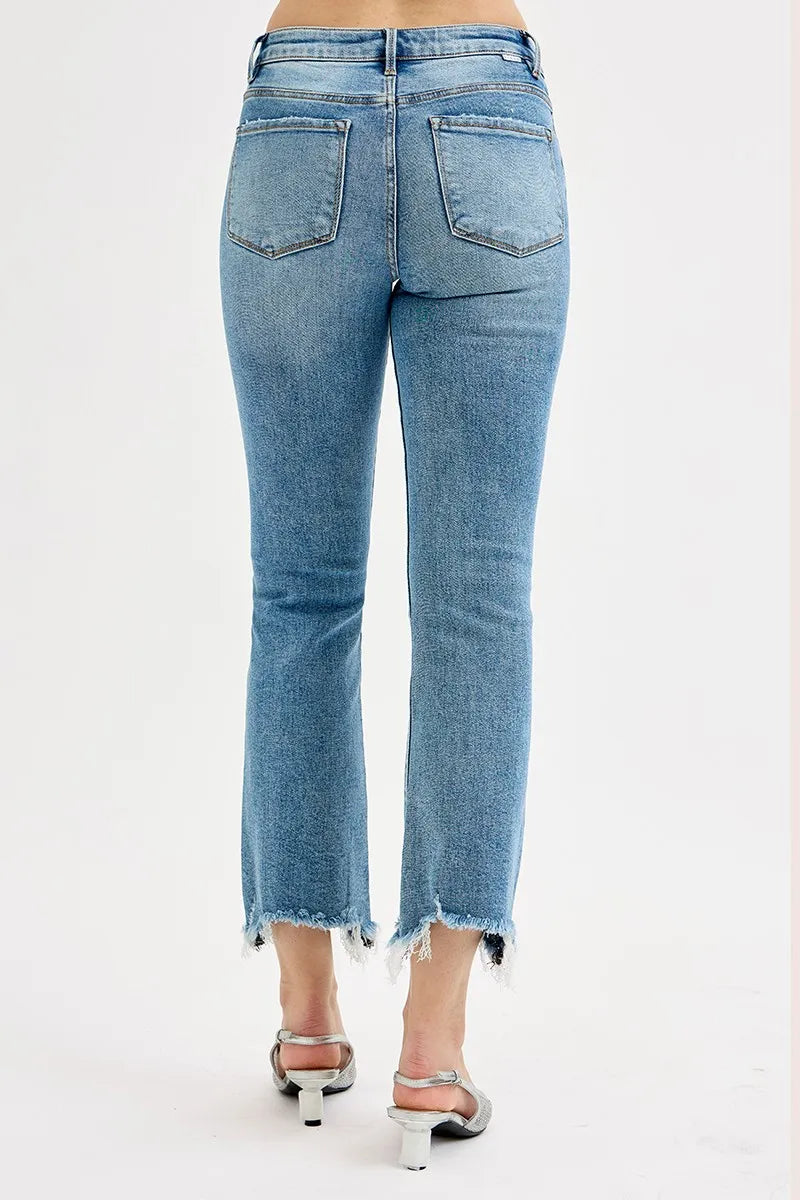 Cropped straight jeans offer a flattering mid-rise waist, stretch denim for all-day comfort with light vintage wash.
