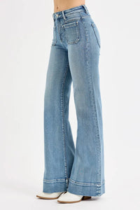 High Rise Wide Flare Patch Pocket Jeans – Retro-Inspired Style with a Modern Fit