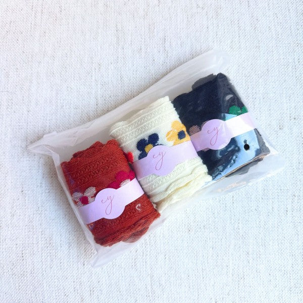 Side Garden Flower Socks, Pack of 3-Side Garden Flower Socks, Pack of 3. These socks add a touch of modern style to your wardrobe. With a lovely flower design on the side.