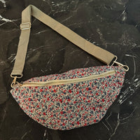 Vintage Floral Sling Crossbody Bag