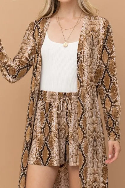 Wrinkle-free Stretchy Cooling Snake Fabric Shorts