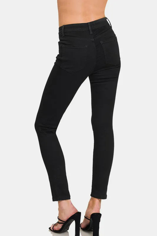 High Rise Skinny Jeans with Pockets, Black
