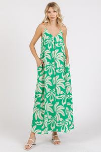 Beach Day Green Printed V-Neck Maxi Cami Dress with Pockets-Beach Day Green Printed V-Neck Maxi Cami Dress with Pockets is a versatile and chic dress that combines style and functionality. With V-neckline and maxi length-Reef Love Boho-Chic Boutique