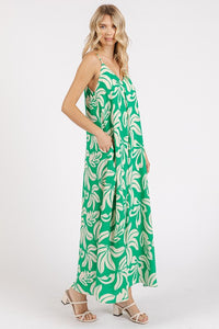 Beach Day Green Printed V-Neck Maxi Cami Dress with Pockets-Beach Day Green Printed V-Neck Maxi Cami Dress with Pockets is a versatile and chic dress that combines style and functionality. With V-neckline and maxi length-Reef Love Boho-Chic Boutique